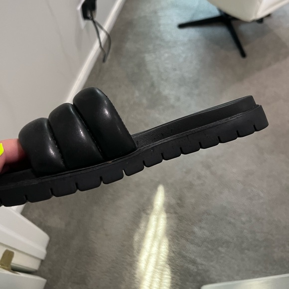 MIA Slides - Picture 3 of 3